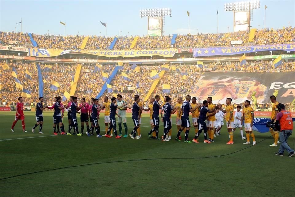 El Clásico se hubiera jugado esta noche en el Universitario.