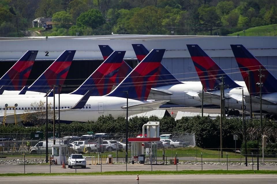 Delta Airlines reportó ingresos trimestrales de 9 mil 500 millones de dólares.