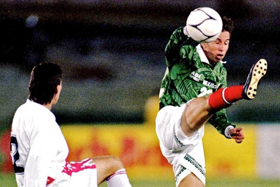 Paulo César Chávez no le guarda rencor a Manuel Lapuente, quien fue muy derecho con él.