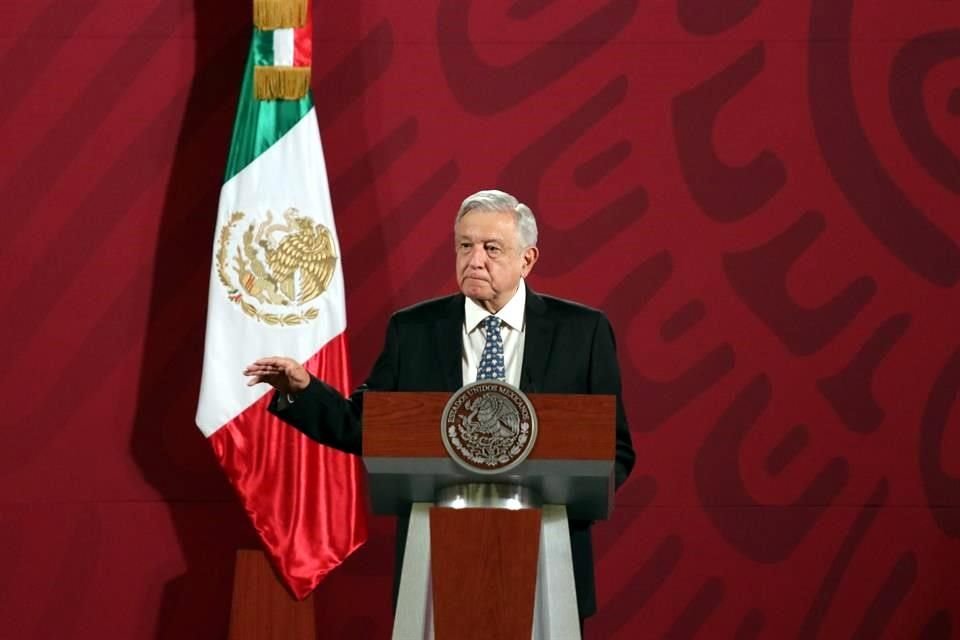 AMLO presentó una iniciativa que permitiría a la Secretaría de Hacienda ajustar Presupuesto de Egresos ante emergencias como Covid-19.