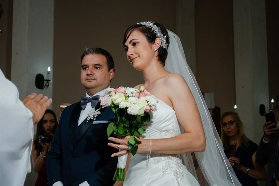 María Fernanda y Alejandro Castro estaban recién casados el 23 de junio de 2019.