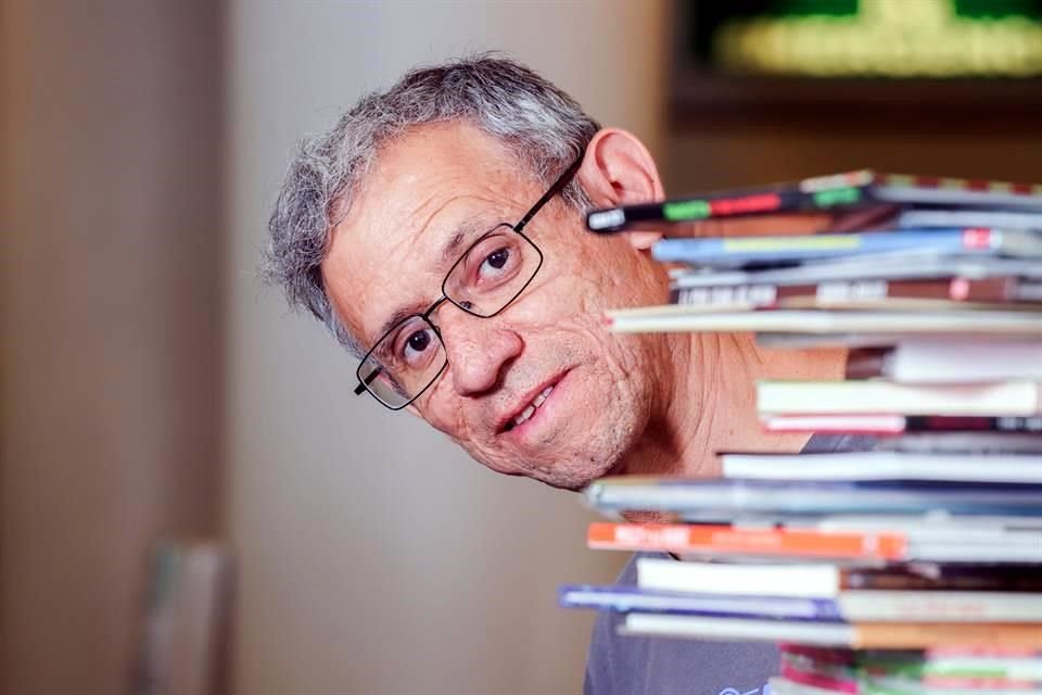Toño Malpica ha encontrado en la literatura infantil y juvenil el espacio para desarrollar su creatividad.