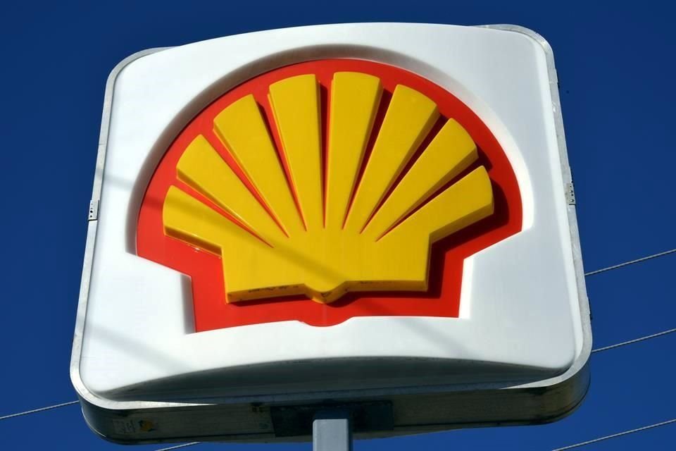 Shell dijo que su producción de petróleo caerá entre 1 y 2 por ciento al año.