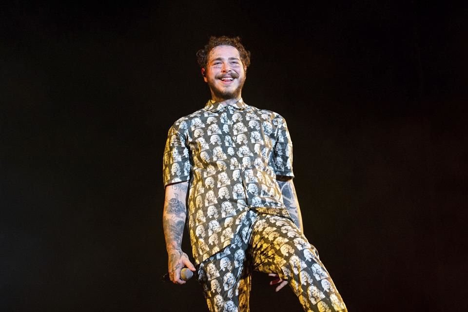 Los fans de Post Malone pueden enviarle un mensaje de texto a través de su número de la red social Community para ayudarlo a elegir a dónde donar su dinero.