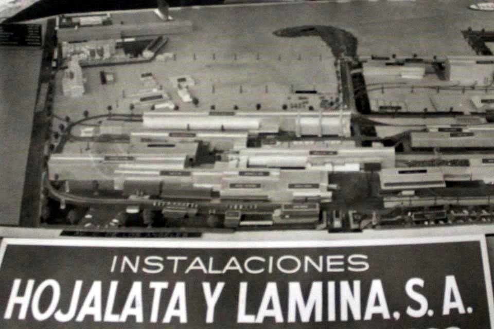 Sus primeros trabajos los hizo en empresas como Hojalata y Lámina, Cervecería y Cristales Mexicanos. También construyó el Parque Industrial Monterrey