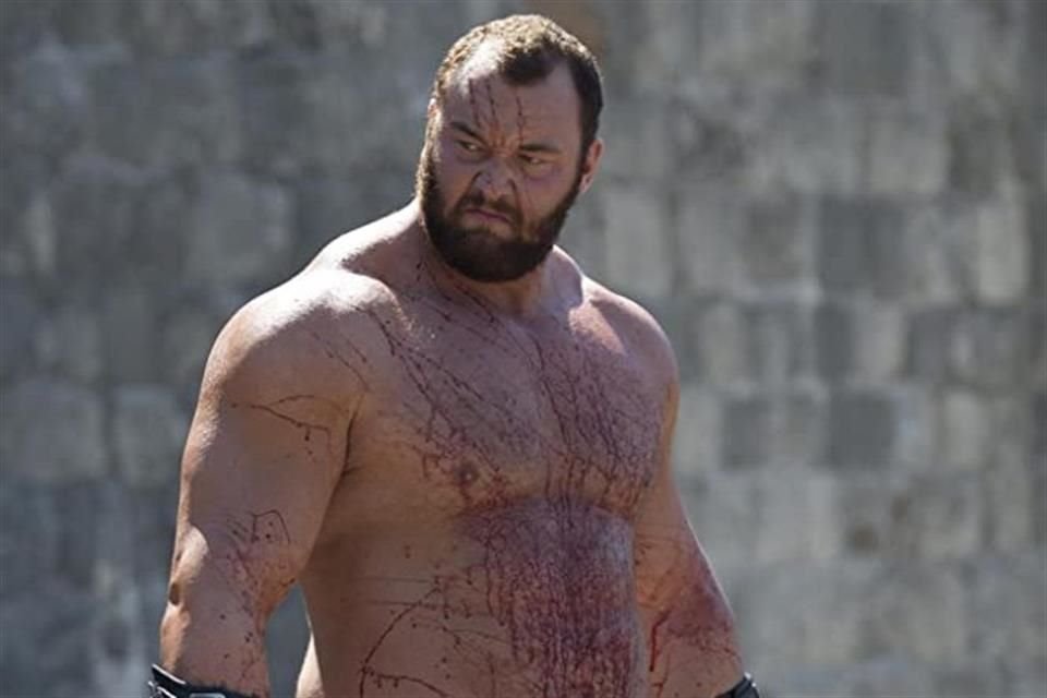 Björnsson impuso un récord mundial de 501 kilos en levantamiento de peso muerto.