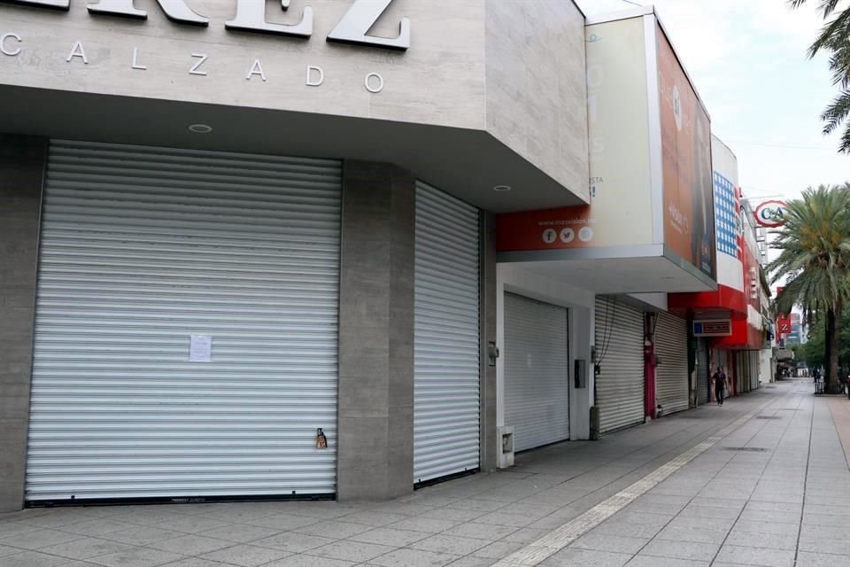 El 75% de las empresas están cerradas temporalmente o han disminuido sus horarios de trabajo, según encuesta que realizó Canaco entre 268 Pymes de NL.