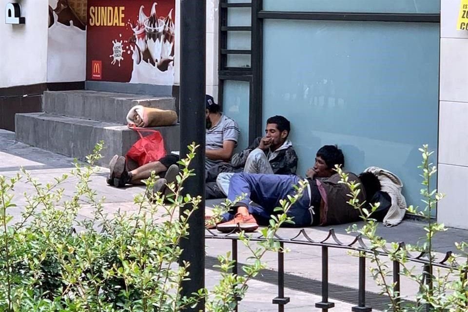 La empresa de Helados Frody y la Asociación Civil Caracol buscan ayudar a la población que vive en las calles con insumos y comida