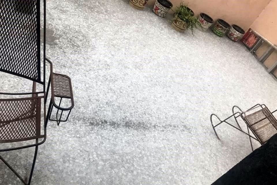 En Apodaca se reportaron granizadas de consideración.
