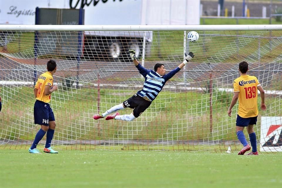 El arquero tiene una naciente carrera en la Liga MX.