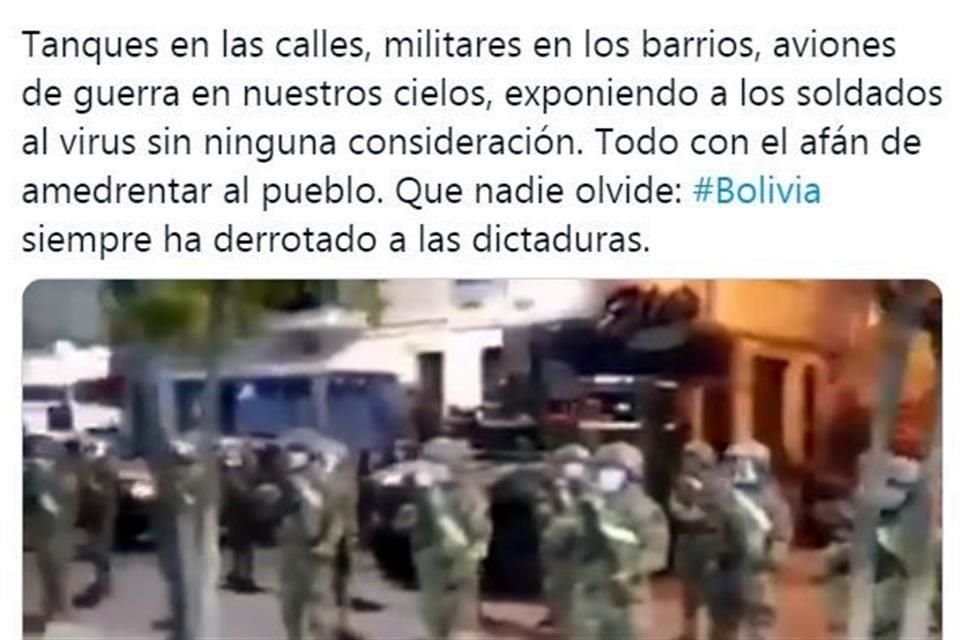 A través de su cuenta de Twitter, Evo Morales criticó la respuesta de Áñez ante las protestas, por recurrir al Ejército.