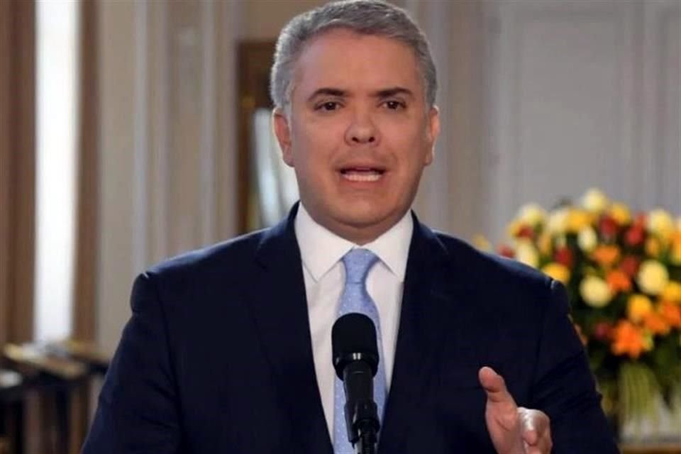 Duque detalló que las Fuerzas Armadas serán colocadas en las zonas colindantes con las regiones brasileñas más afectadas.