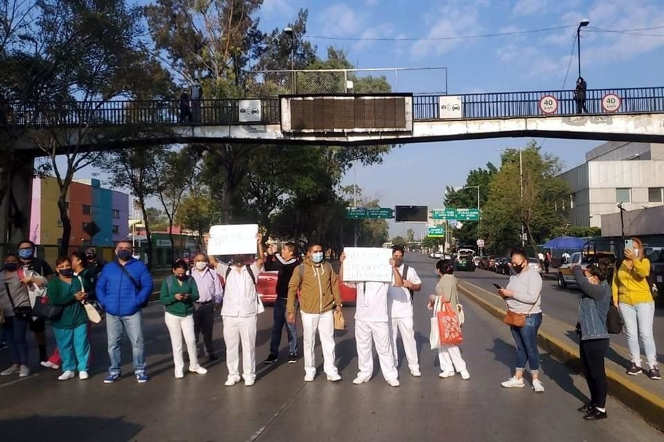 Los inconformes acusan entrega de equipos de protección incompletos.