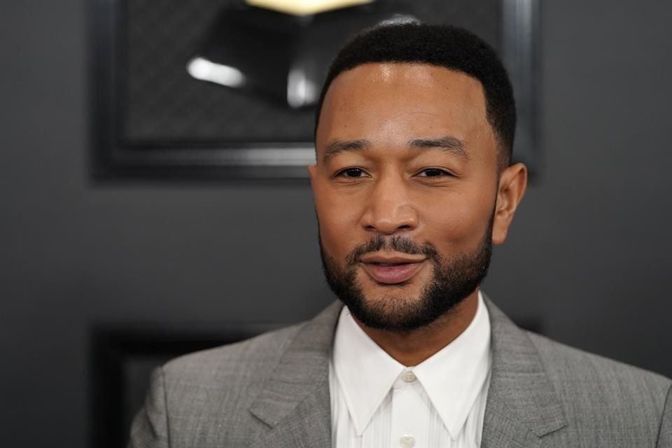 El videoclip de 'Bigger Love' está compuesto de grabaciones de muchos fans de John Legend viviendo la cuarentena del coronavirus.