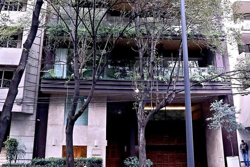 Propietario: Moisés Mansur Cysneiros; departamento 81, del edificio localizado en Campos Elíseos 71, en Polanco.