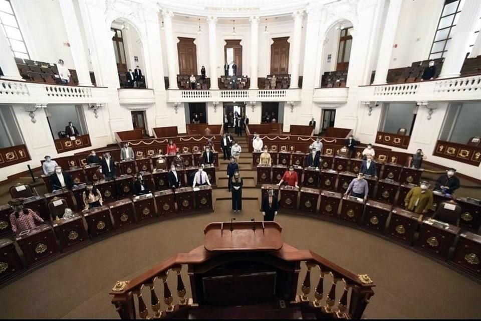 La designación de Chong Flores atrajo críticas de diputados de Oposición.