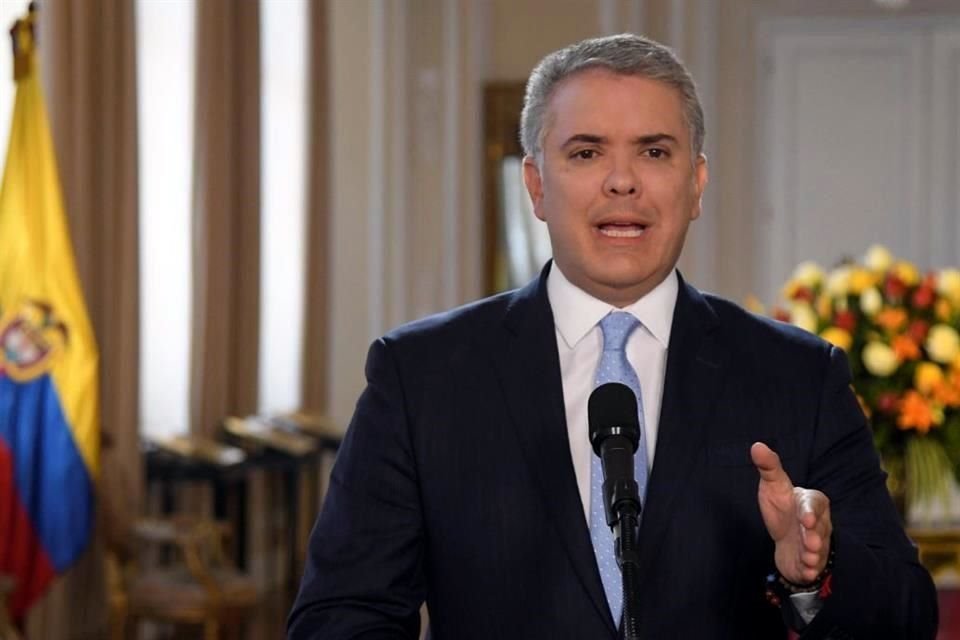 Duque aseguró que las normas de confinamiento son la mejor ruta para aplanar la curva de contagios.