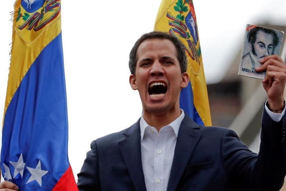 Guaidó y la oposición venezolana reafirmaron que se debe garantizar una transición democrática en Venezuela para remover a Maduro del cargo Ejecutivo.