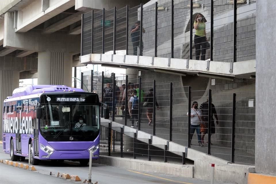En la estación no estaba presente personal del Instituto de Movilidad del Estado para procurar las medidas sanitarias preventivas.