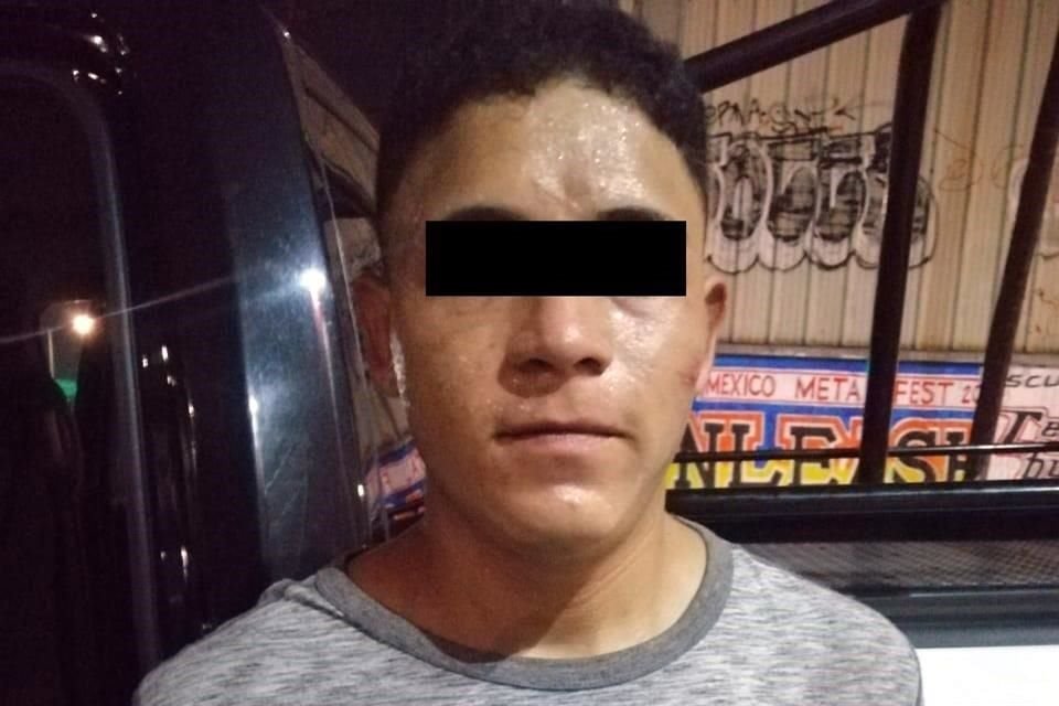 José de Jesús G., de 24 años, quedó detenido alrededor de las 0:35 horas.