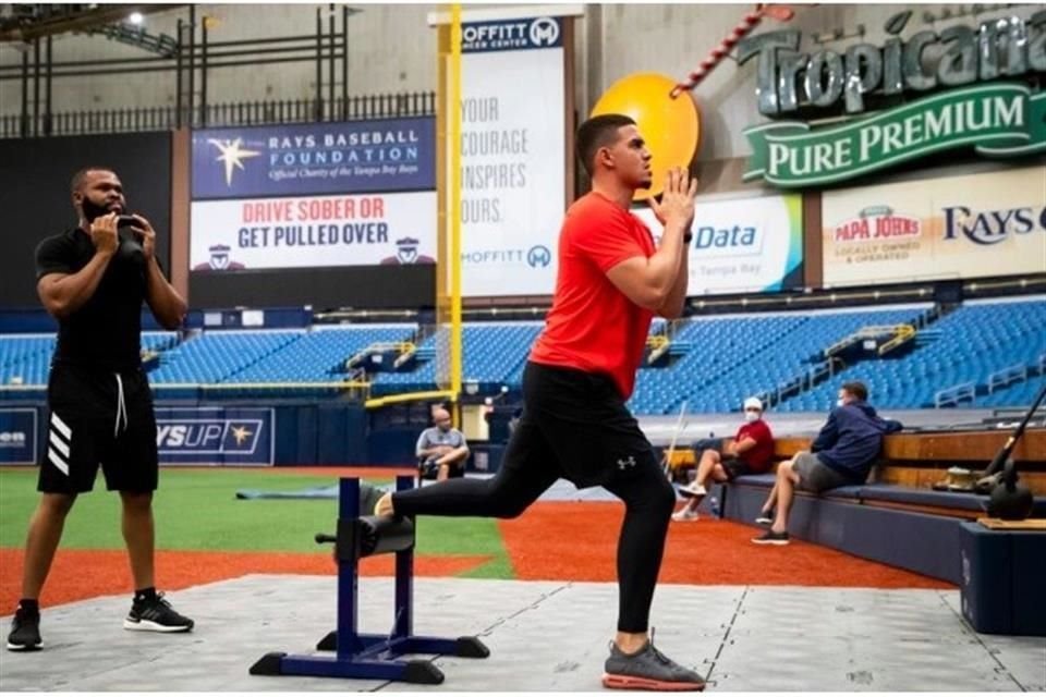 Los Rays de Tampa Bay regresaron este lunes a los entrenamientos en su estadio.