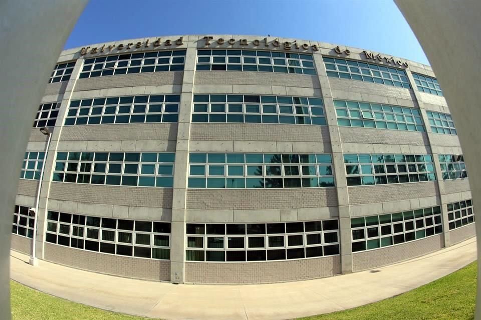 Una preparación práctica y el desarrollo de habilidades y competencias de tecnología e innovación son los pilares del programa de Unitec.