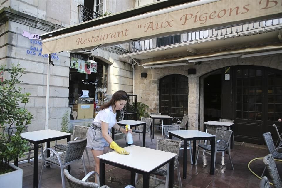 Distintas zonas de Francia preparan la vuelta de restaurantes, cafés y bistrós.