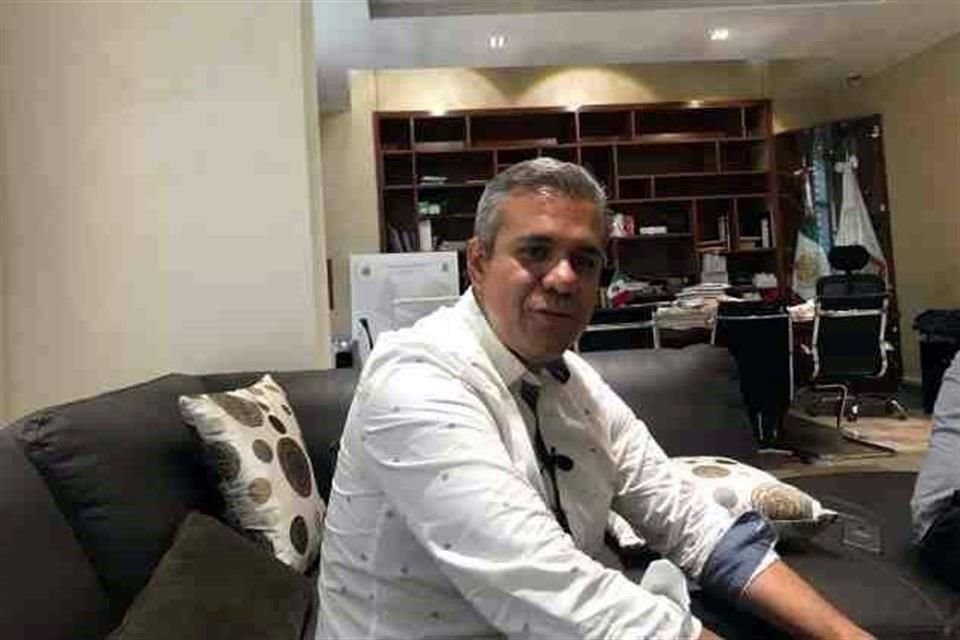Los trabajos extra no les generan ninguna ganancia económica y sus superiores les aseguran que lo deben de hacer como una manera de apoyar al Presidente Municipal, Fernando Vilchis.