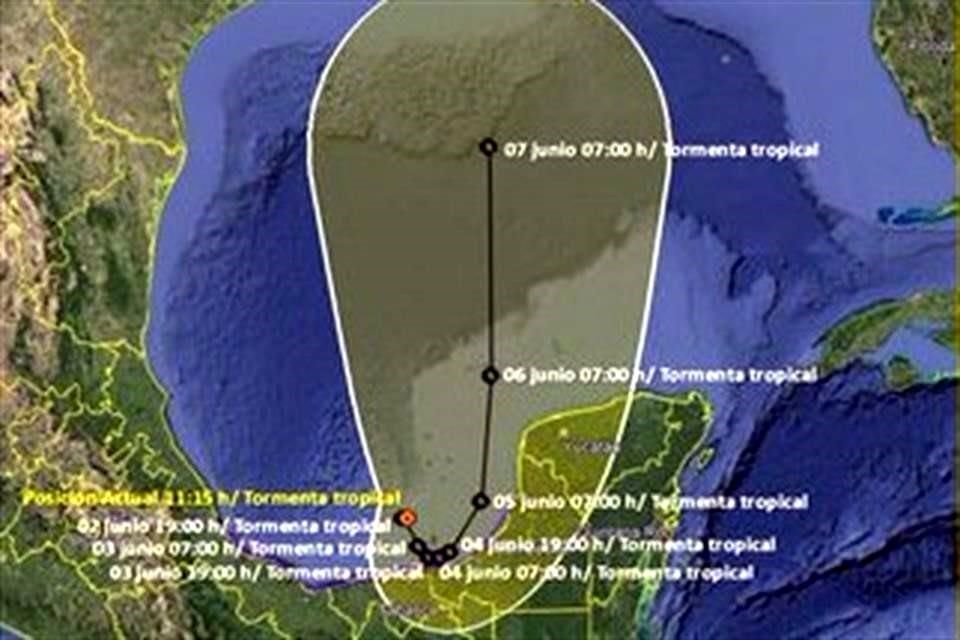 El sistema tiene como punto más cercano en tierra el puerto de Coatzacoalcos, Veracruz.