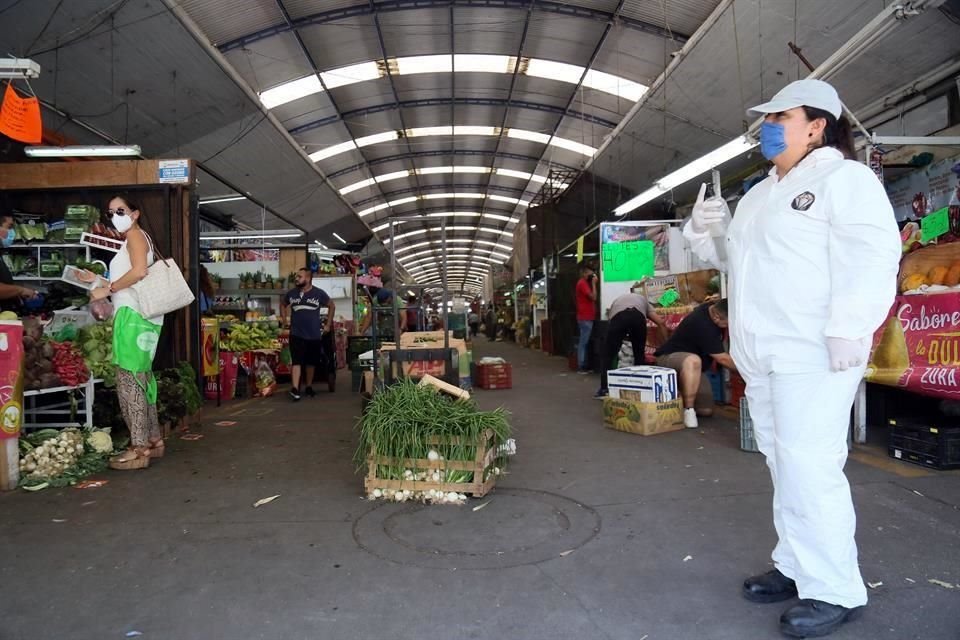 MURAL reveló la existencia de casos de coronavirus en la calle 9 del Mercado de Abastos.