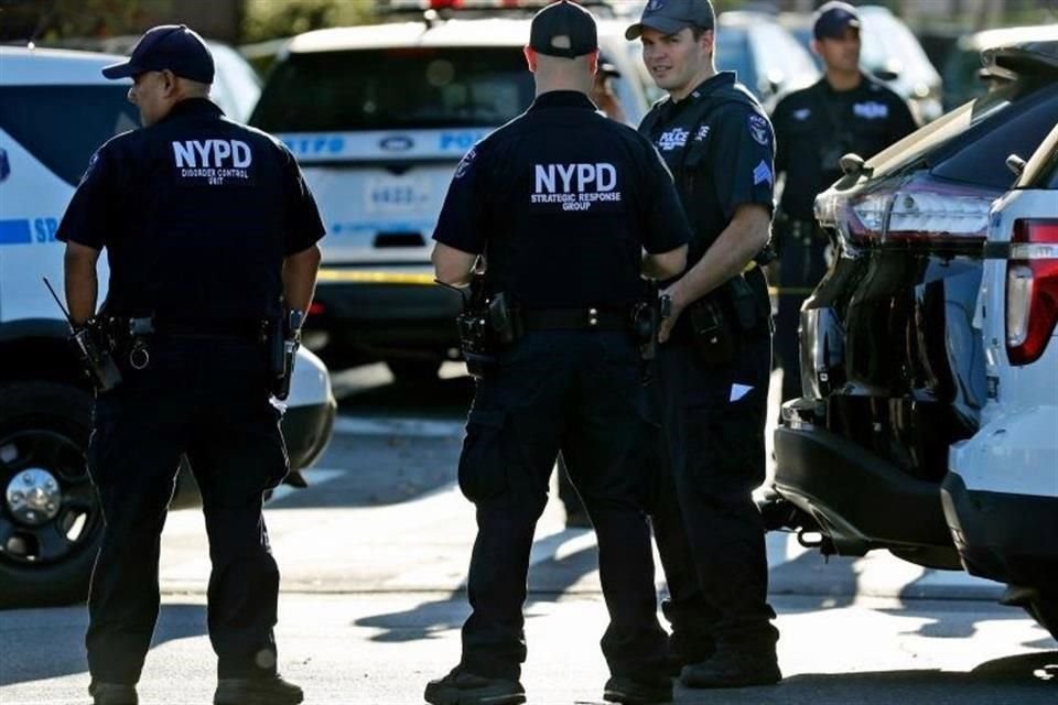 Según el sindicato Police Benevolent Association, los agentes de NY han recibido un trato injusto porque se les ha comparado con oficiales abusadores y asesinos.