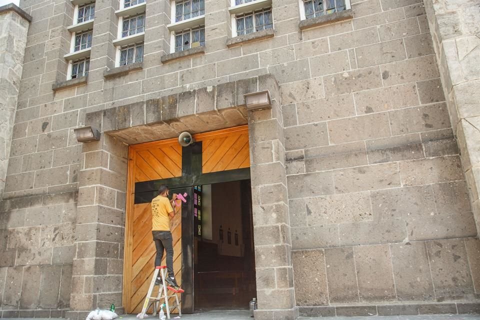 Fachada del templo de Nuestra Señora de La Soledad.