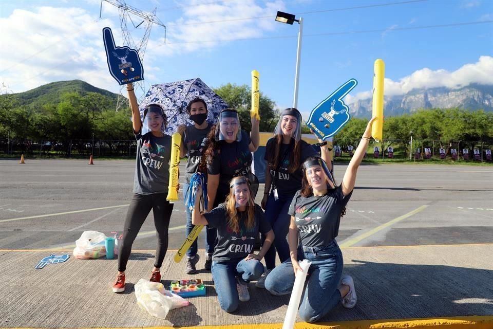 Andy García, Andrea Mercedes, Lucía Sánchez, Andrea Sáenz, Mercedes Montemayor y Alicia Canales