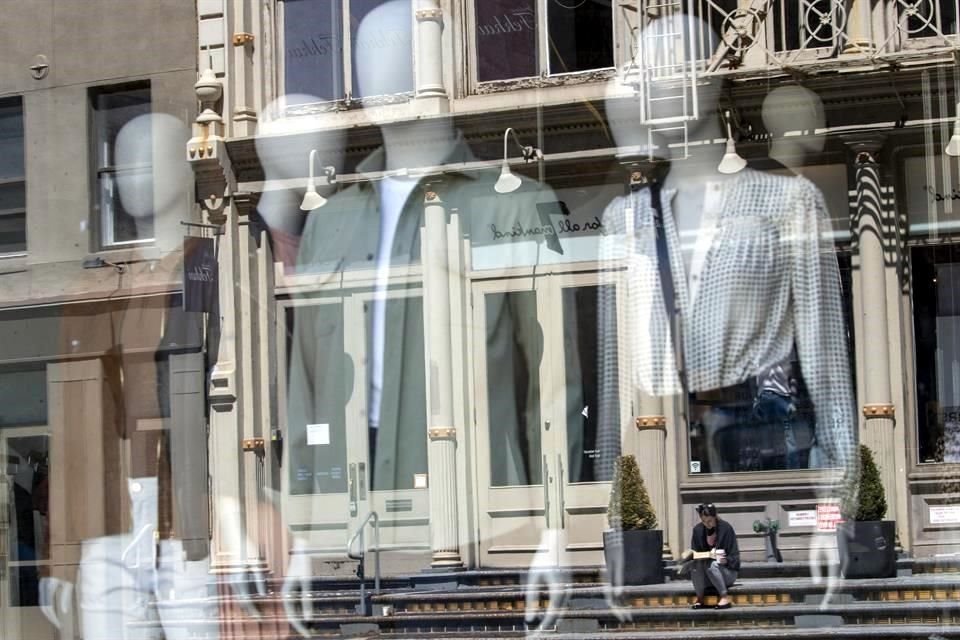 Las ventas minoristas en mayo subieron un récord de 17.7 por ciento.