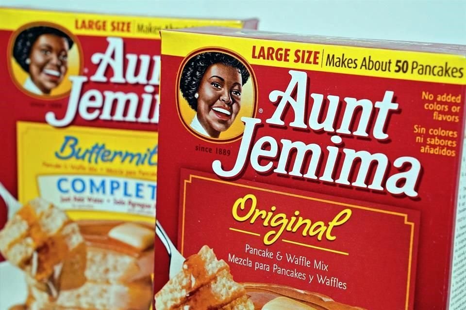 PepsiCo, propietaria de la marca Aunt Jemima, anunció que cambiará el nombre y la imagen de su línea para hot cakes.