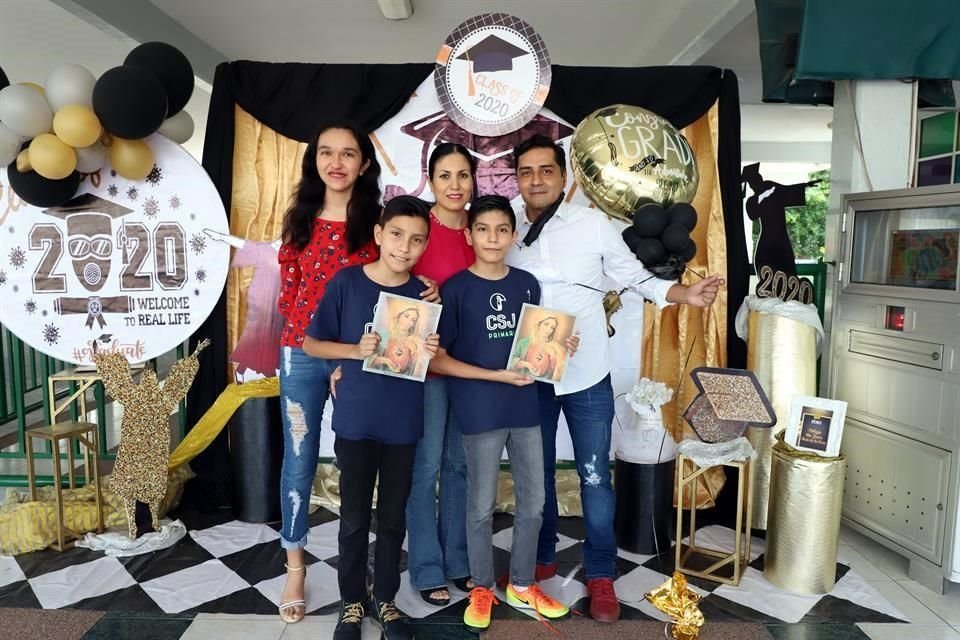 Andrea Muñoz Díaz, Katy Díaz de Muñoz, David Muñoz, Juan Carlos Muñoz Díaz y José David Muñoz Díaz