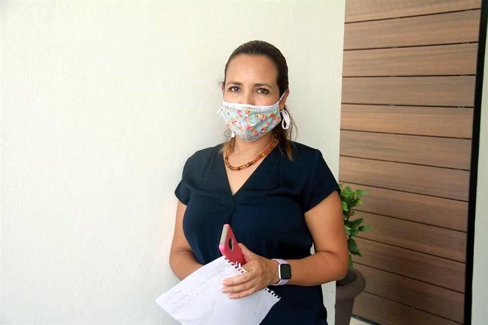 Mayra Viñuelas