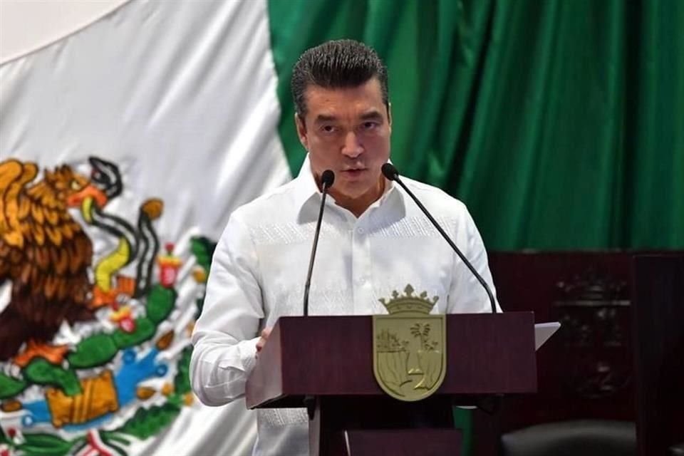 Rutilio Escandón, Gobernador de Chiapas.