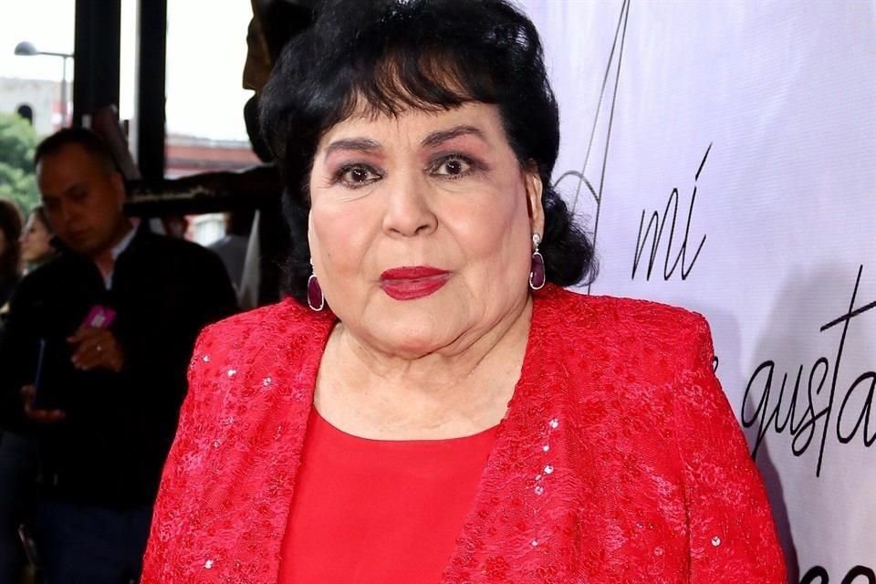 Carmen Salinas asegura que el coronavirus no es un invento del Gobierno.