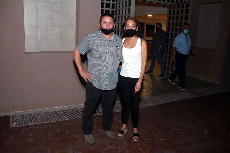Sergio Schiaffino Peña y Ludy Pérez de Schiaffino