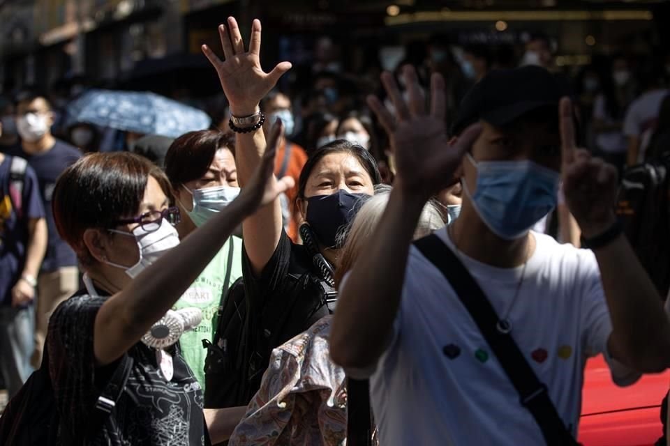 Las protestas en contra de la aprobación de la ley de seguridad para Hong Kong, impulsada por Beijing, no se han detenido pese a las constantes represiones de la Policía.