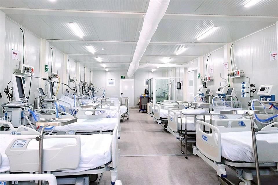 En tan solo dos semanas, la empresa construyó un edificio para hospitalización  de 920 m2 utilizando 53 módulos Flexpace de uso clínico.