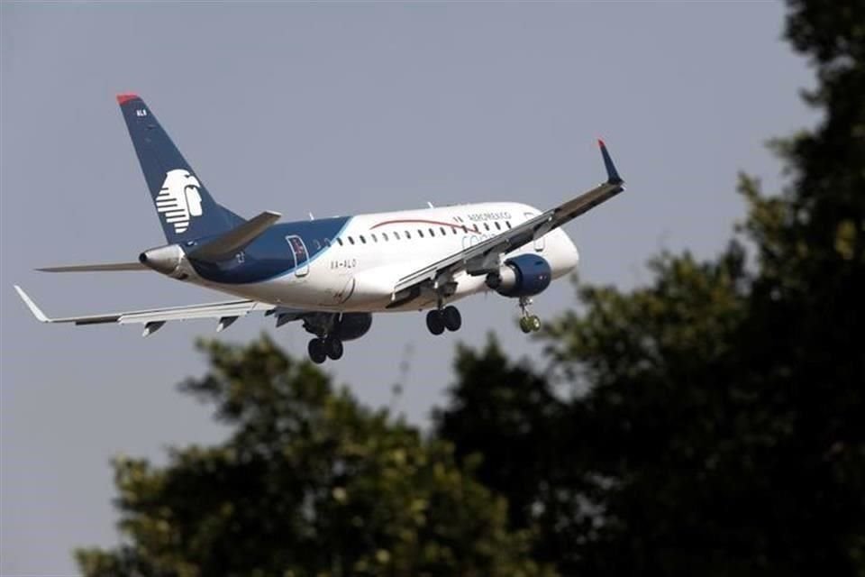 Aeroméxico busca excluir sus acciones de la BMV.