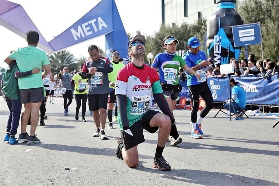 La comunidad corredora deberá espertar hasta diciembre del 2021 para disfrutar del Maratón  Monterrey.