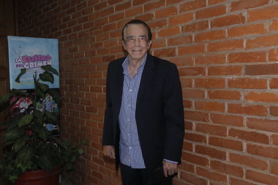 El actor, de 86 años, dio positivo a coronavirus.