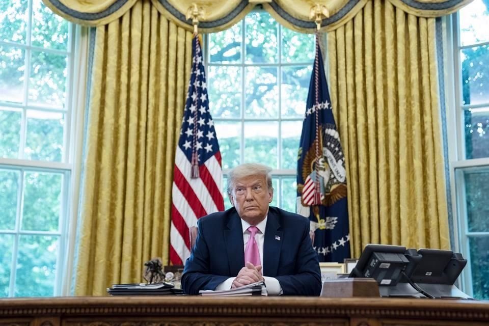 La Casa Blanca confirmó que Trump buscaría pedir al Censo no contar a migrantes.