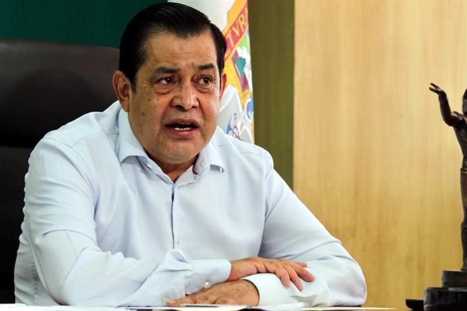'Ecatepec ha decidido una región distinta, pero además, Ecatepec como tal no puede, esa es una decisión de las autoridades sanitarias, como Municipio no podríamos', señaló Juan Hugo de la Rosa