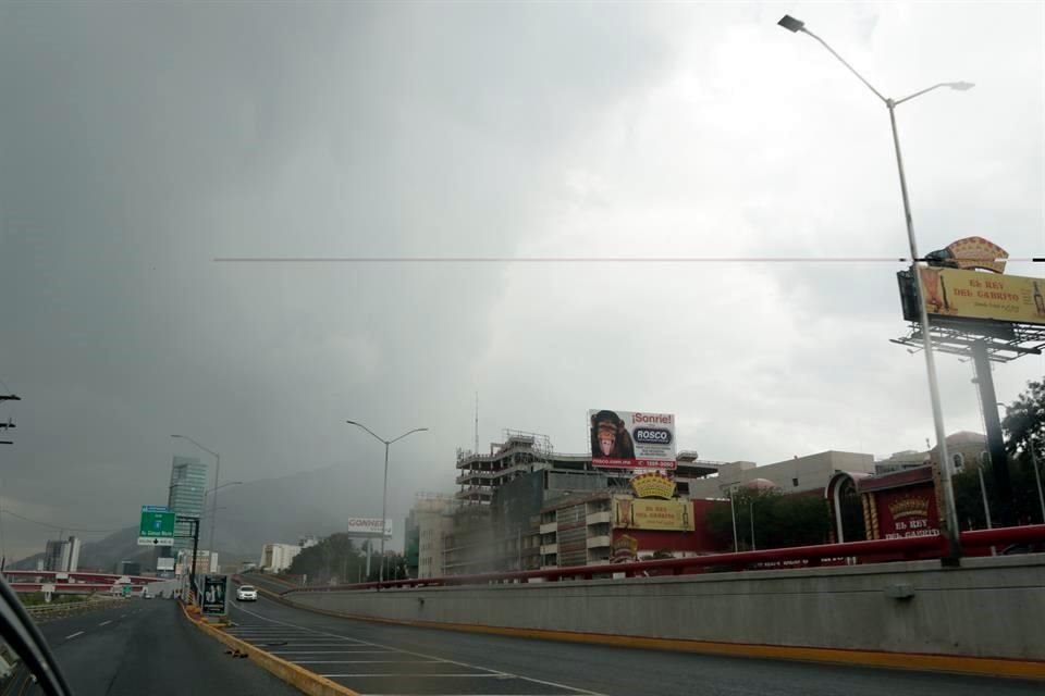 De acuerdo con Protección Civil del Estado, las lluvias se incrementarán gradualmente la noche de hoy, una vez que 'Hanna' llegue a Nuevo León como tormenta o depresión tropical.