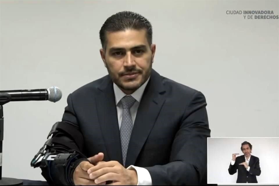 'Mi compromiso con la sociedad es firme, combatir hasta las ultimas consecuencias a la delincuencia', publicó García Harfuch en su breve comunicado. 