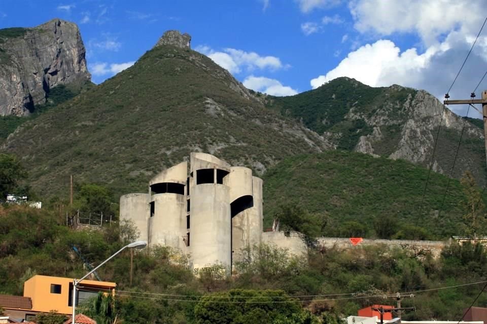 La casa estuvo abandonada por 40 años y recientemente fue remodelada.